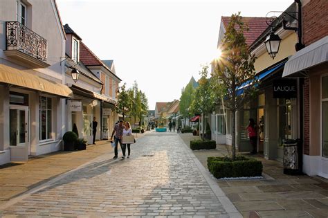 premium outlet in Paris